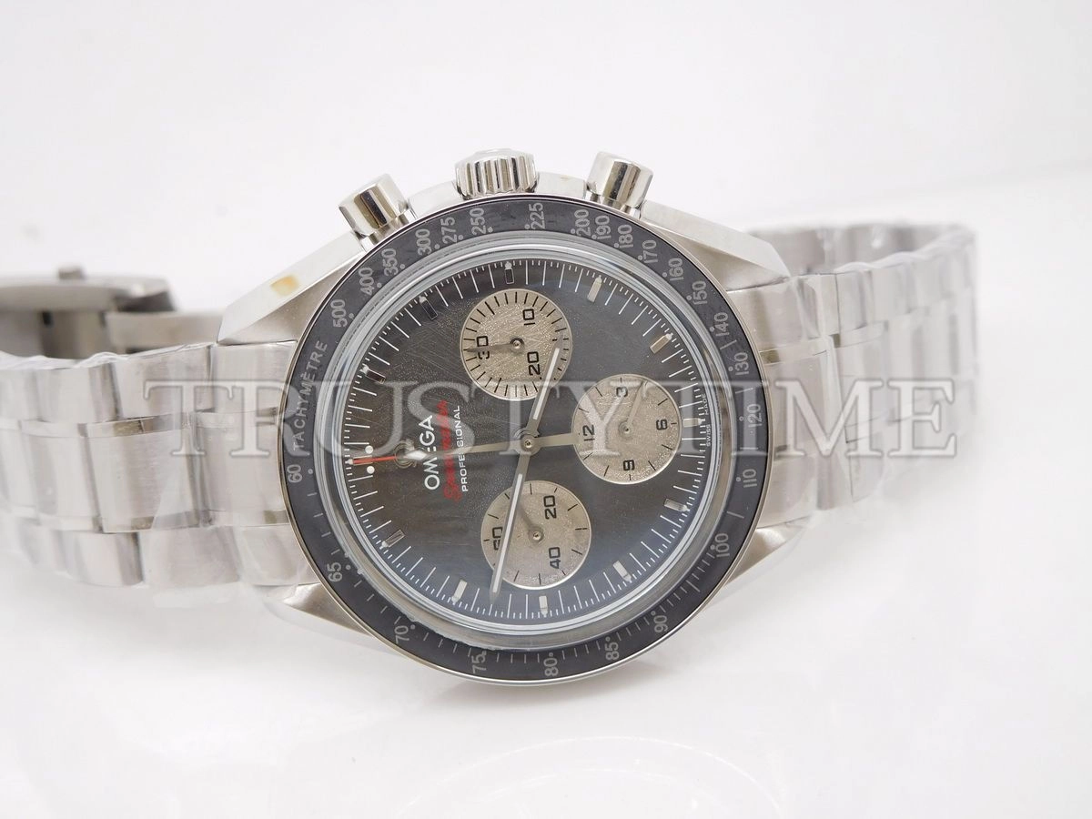 Копия часов Omega Speedmaster Professional "Moonwatch" 42mm 311.30.42.30.99.001