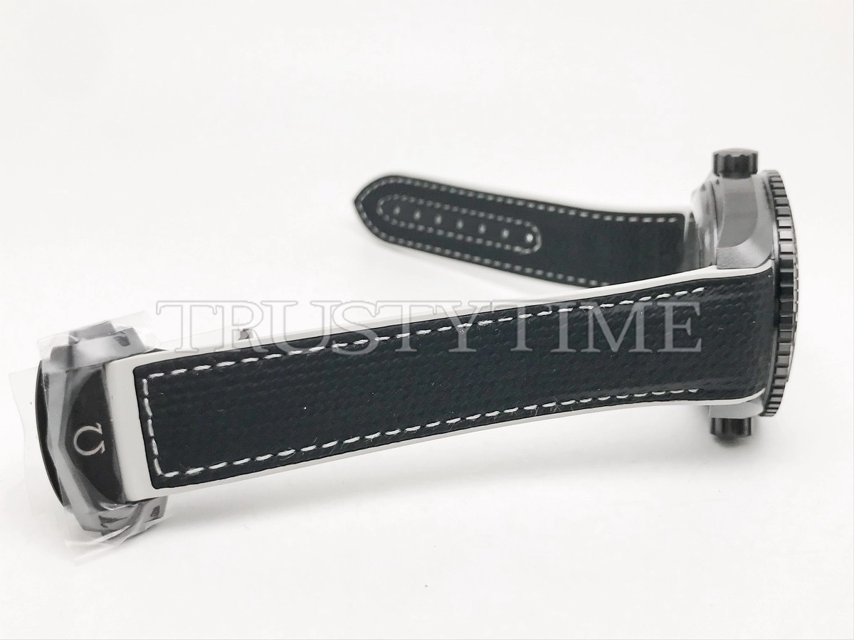 Копия часов Omega Seamaster Planet Ocean 600M Black Ceramic 45.5mm 215.92.46.22.01.007