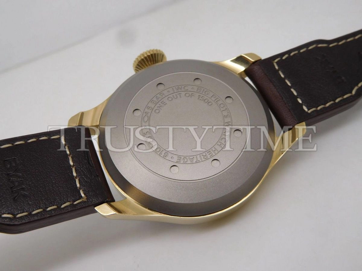 Копия часов IWC Pilot's Watch Heritage 46mm IW501005