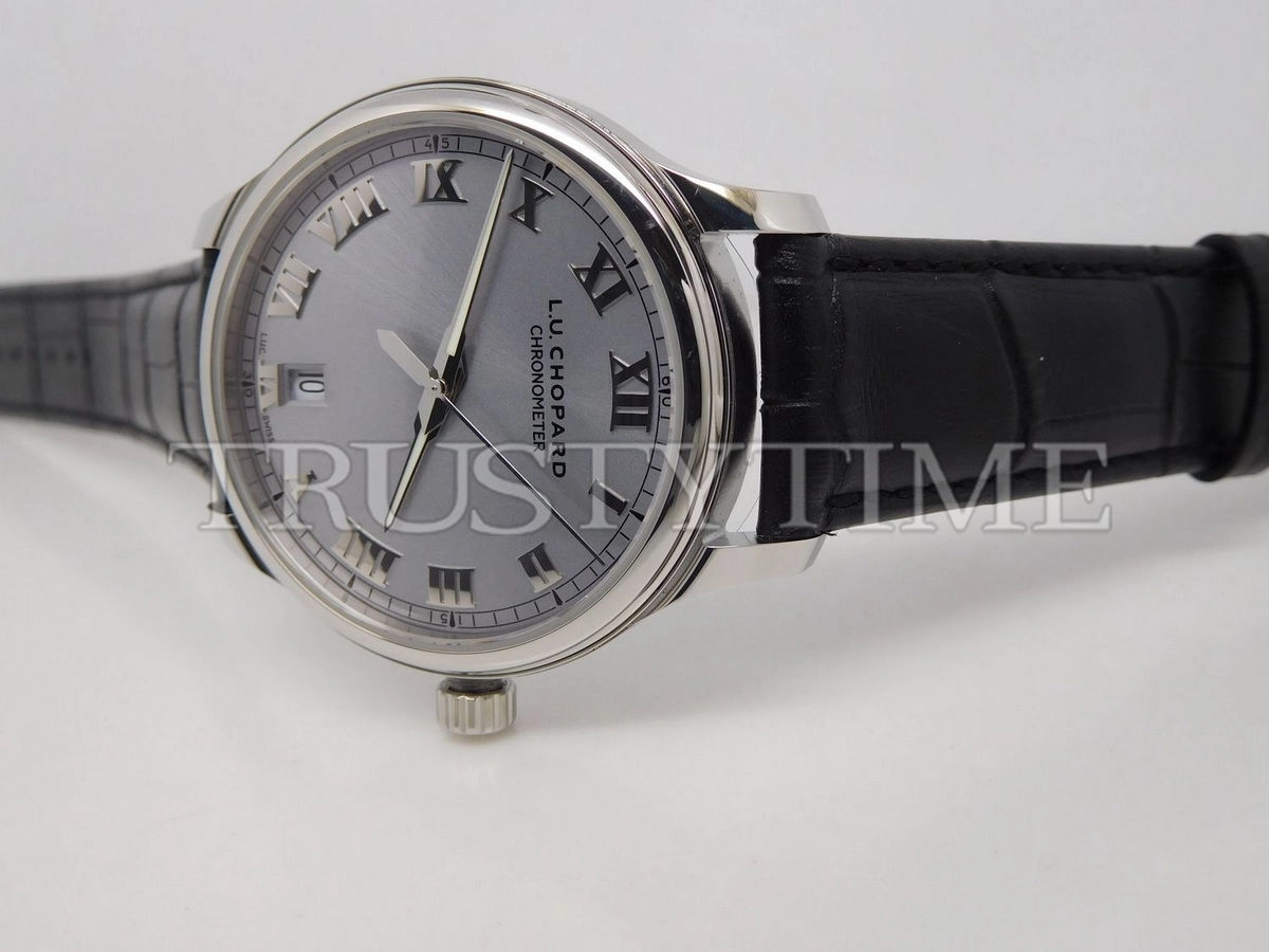 Копия часов Chopard L.U.C 1937 42mm 168544-3002