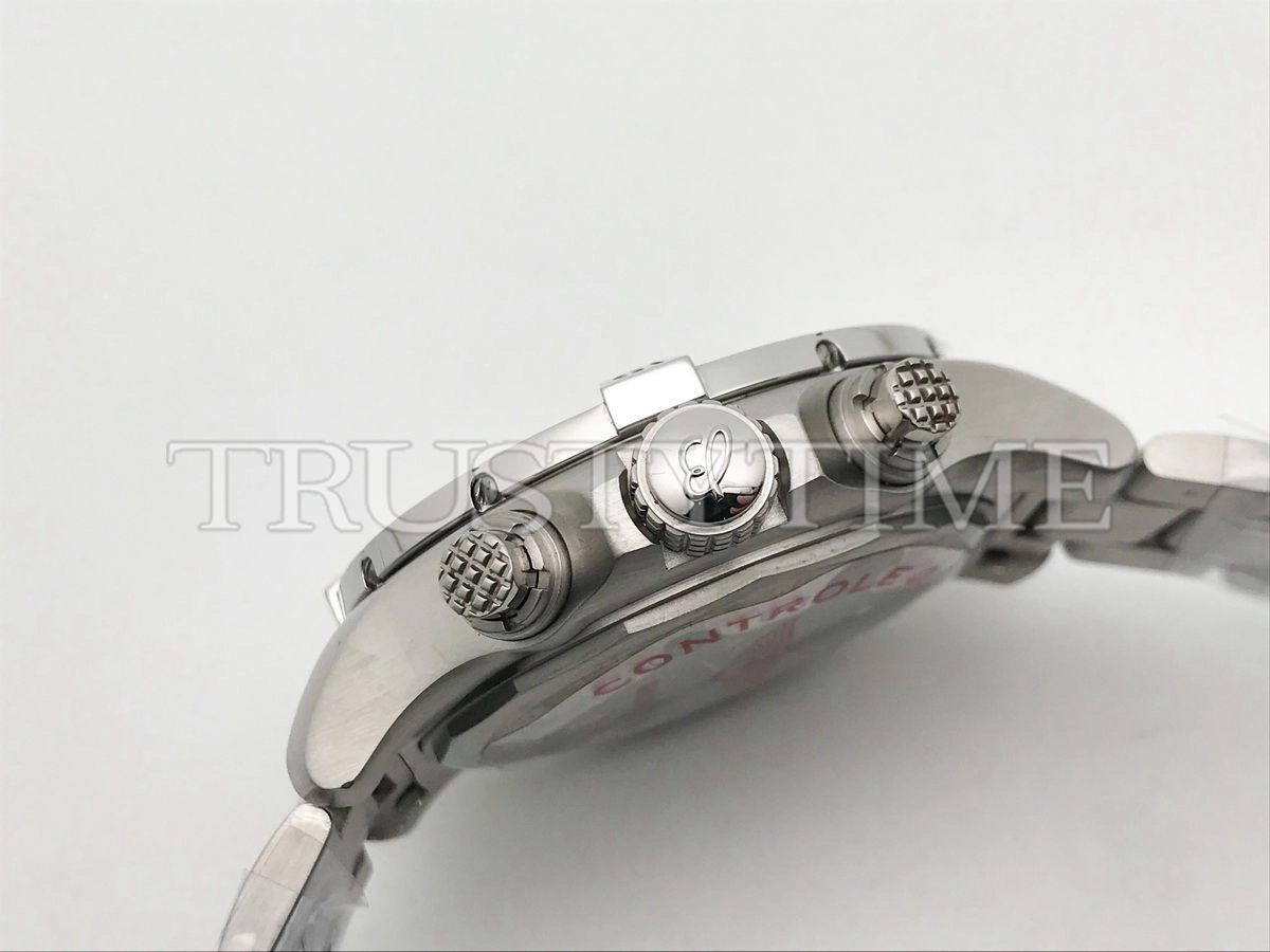 Копия часов Breitling Avenger Chronograph 45 A13317101B1A1