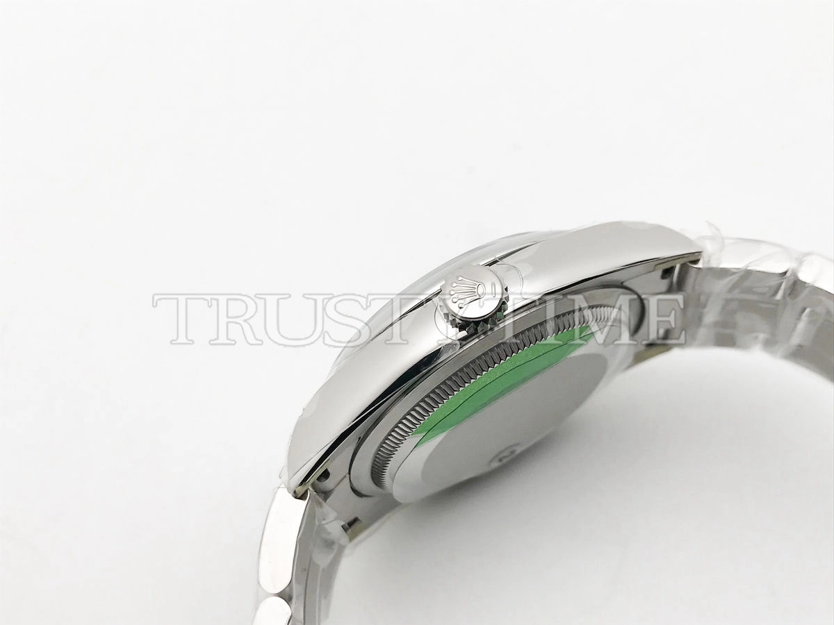 Копия часов Rolex Oyster Perpetual 36mm 126000-0009