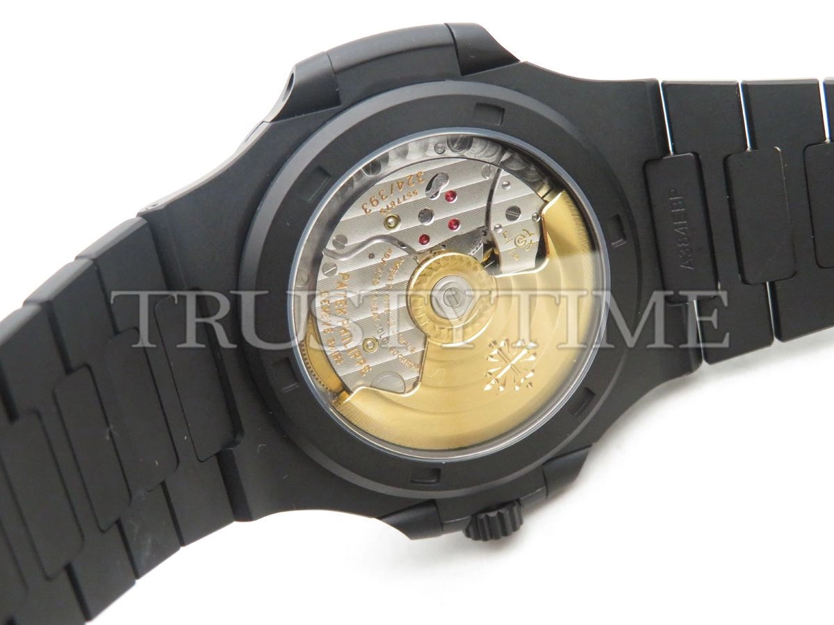 Копия часов Patek Philippe Nautilus MAD Paris Custom 40mm 5711