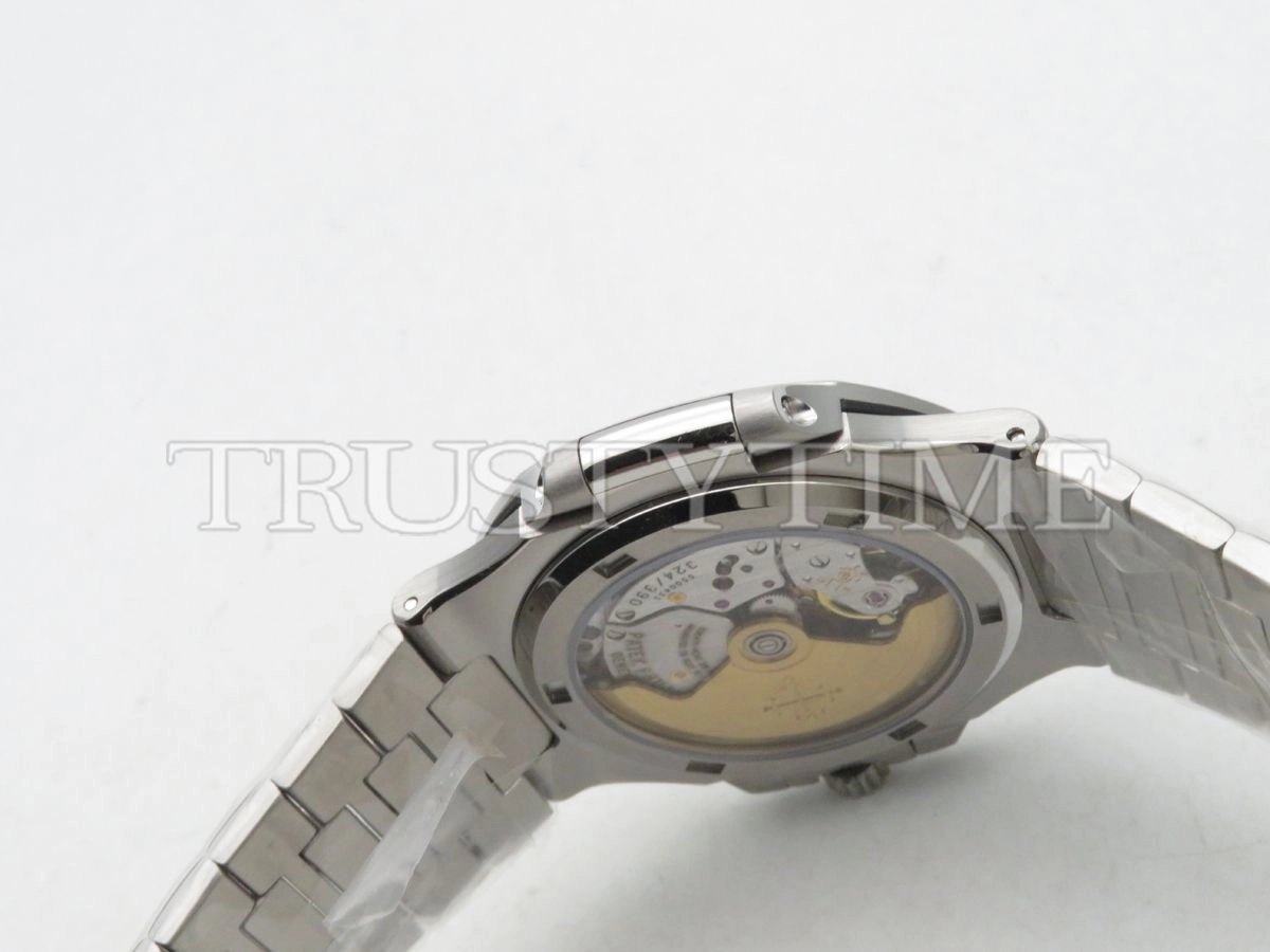 Копия часов Patek Philippe Nautilus 40mm 5711/1A-010