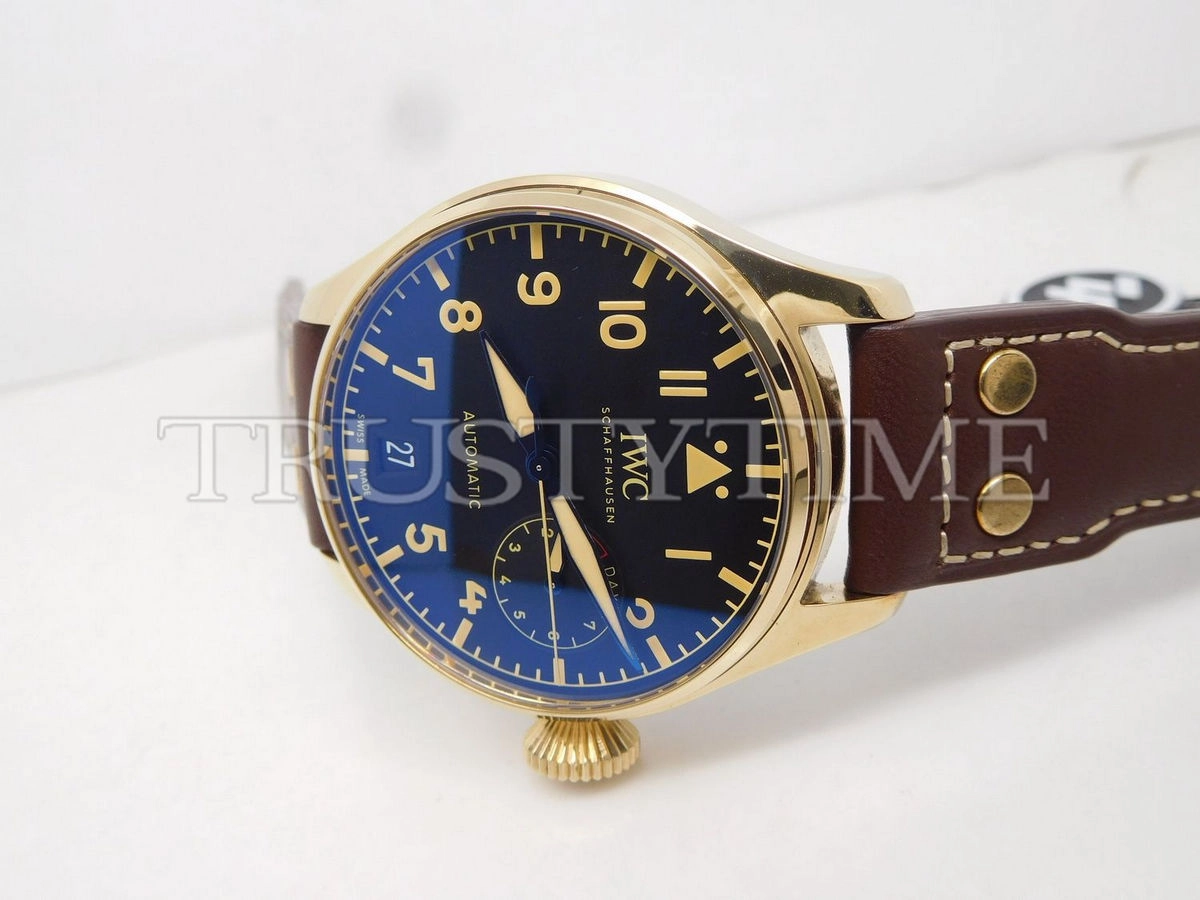 Копия часов IWC Pilot's Watch Heritage 46mm IW501005