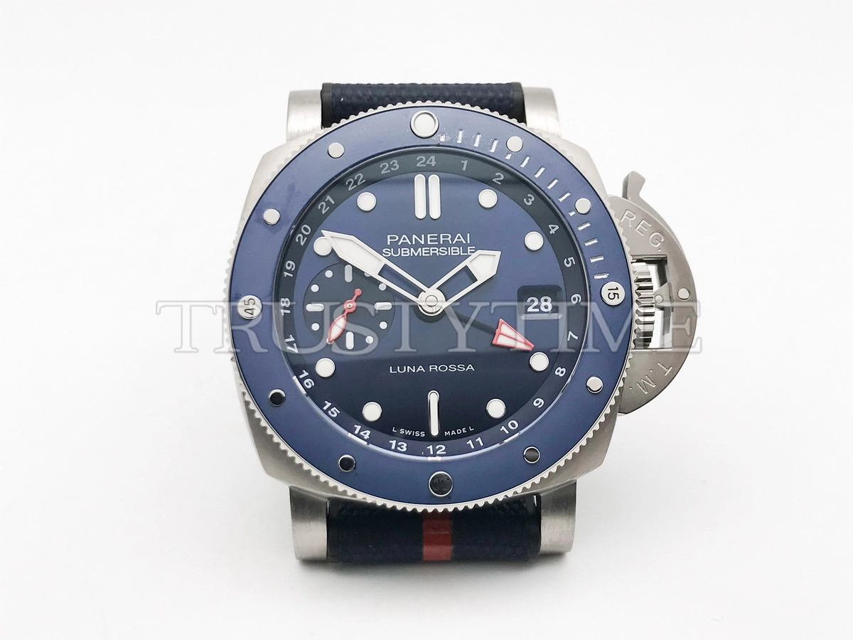 Копия часов Panerai Submersible GMT Luna Rossa Titanio 42mm PAM01507