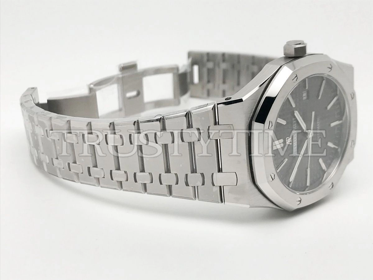 Копия часов Audemars Piguet Royal Oak Automatic II 15400ST.OO.1220ST.04