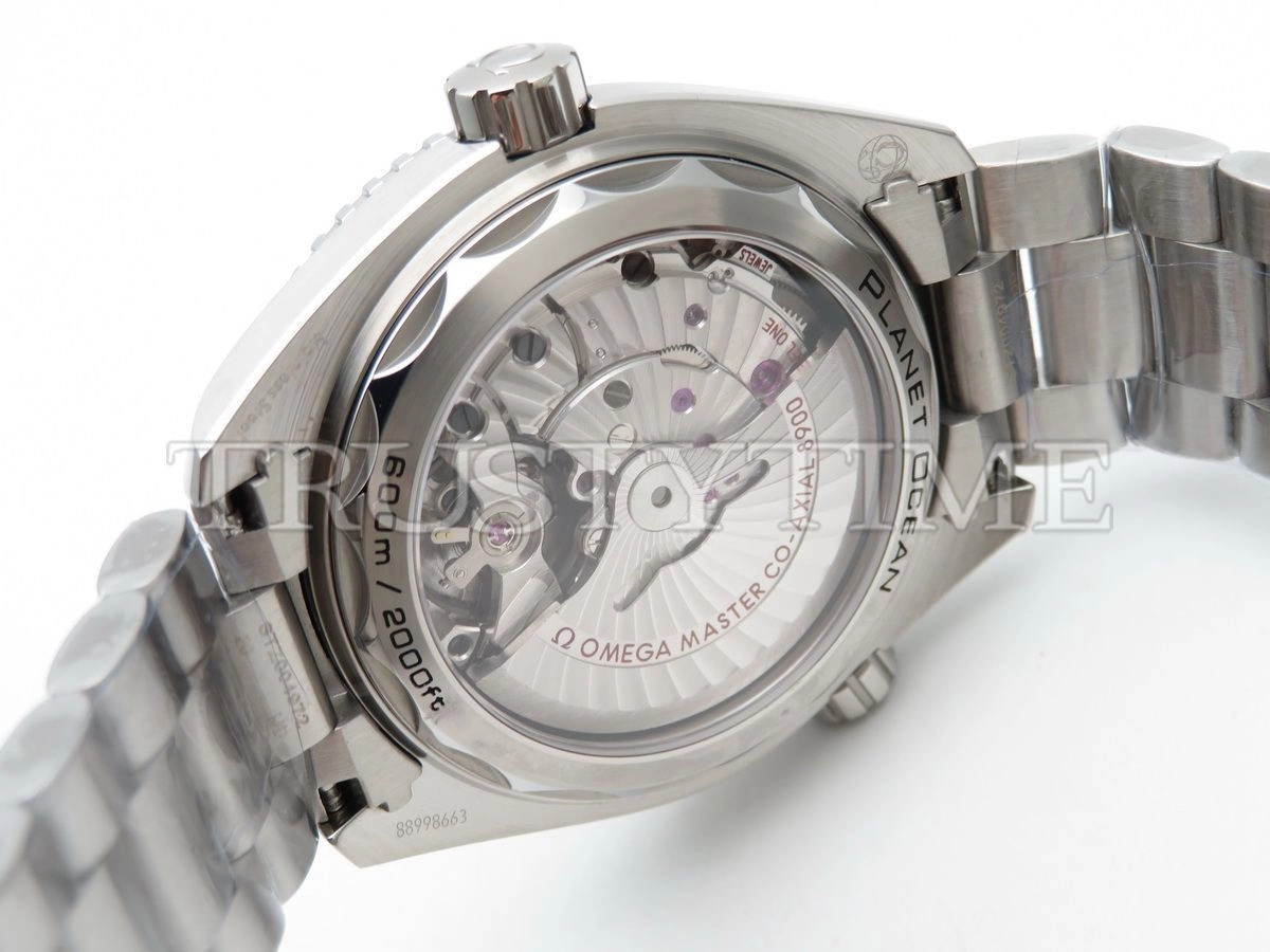 Копия часов Omega Seamaster Planet Ocean 600m Co-axial Chronometer 43,5mm 215.30.44.21.01.001