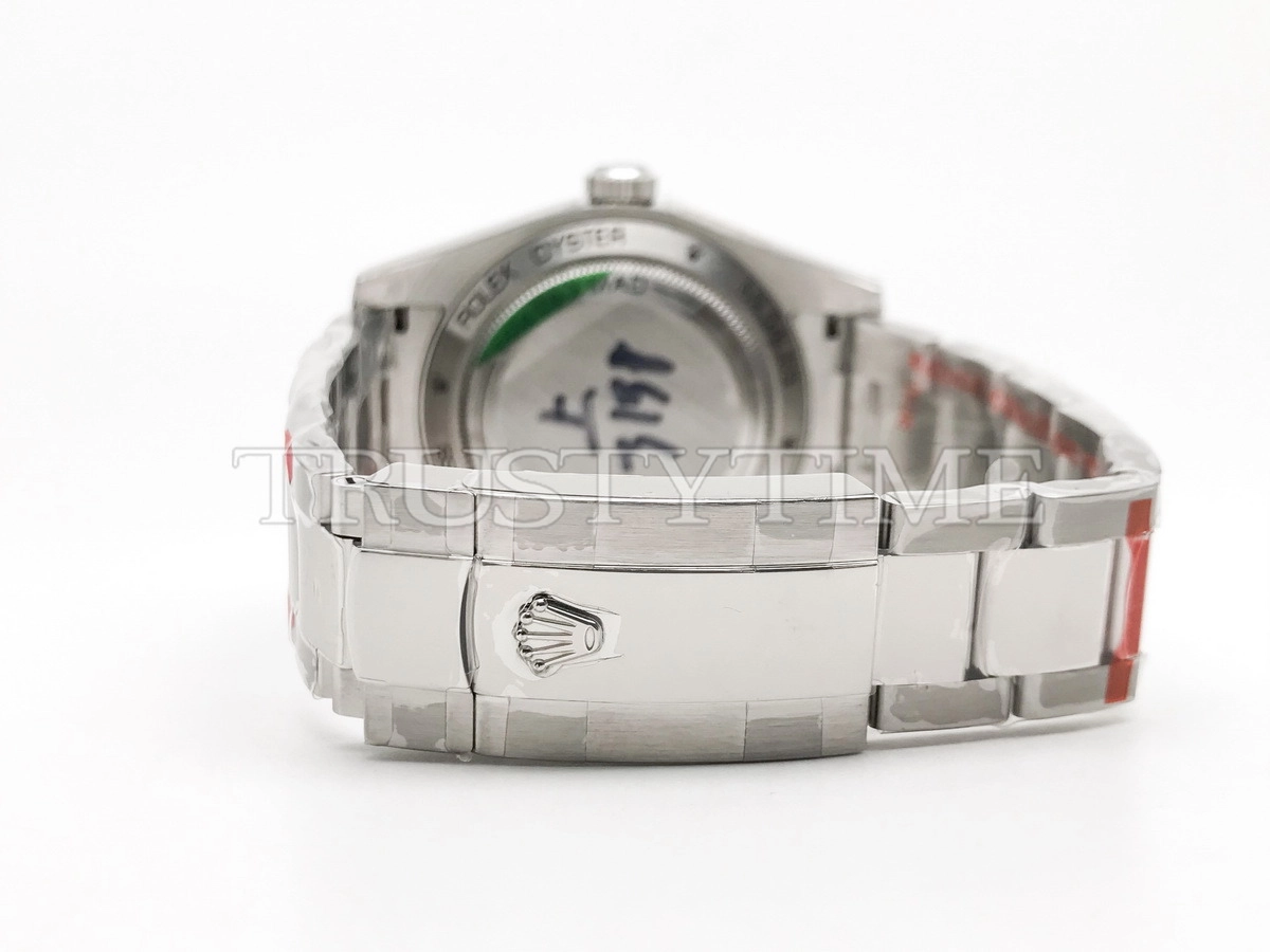 Копия часов Rolex Milgauss 124300 41mm Mad Paris "Who Cares" Edition