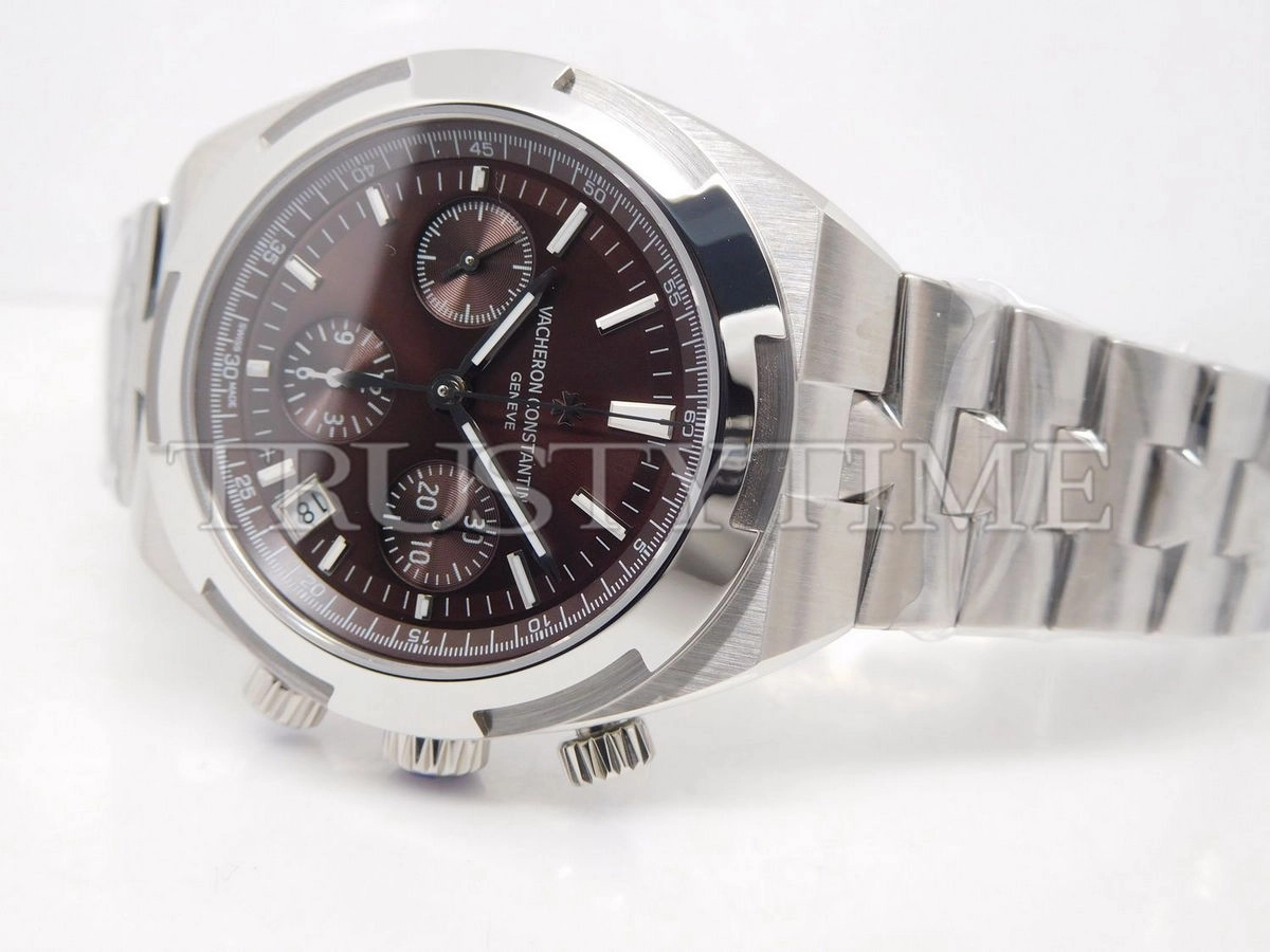 Копия часов Vacheron Constantin Overseas Chronograph 42mm 5500V/110A-B147