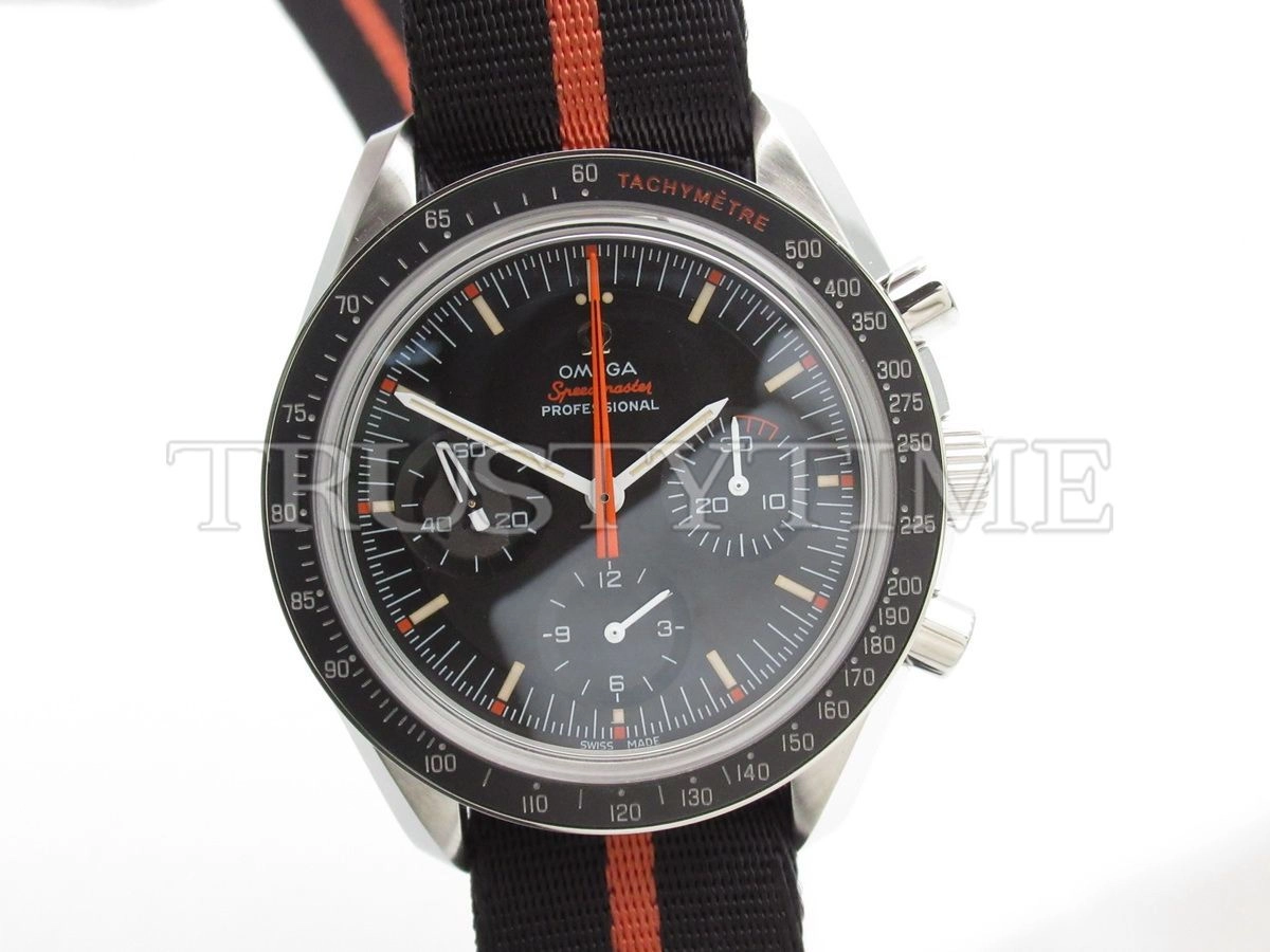 Копия часов Omega SpeedMaster Speedy Tuesday 2 Ultraman 42mm 311.12.42.30.01.001