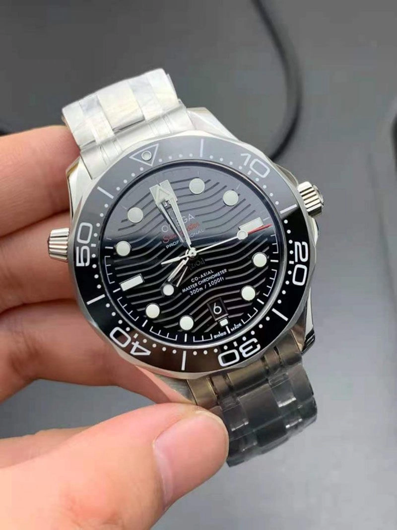 Копия часов Omega Seamaster Diver 300m Black Копия часов Omega Seamaster Diver 300m Black