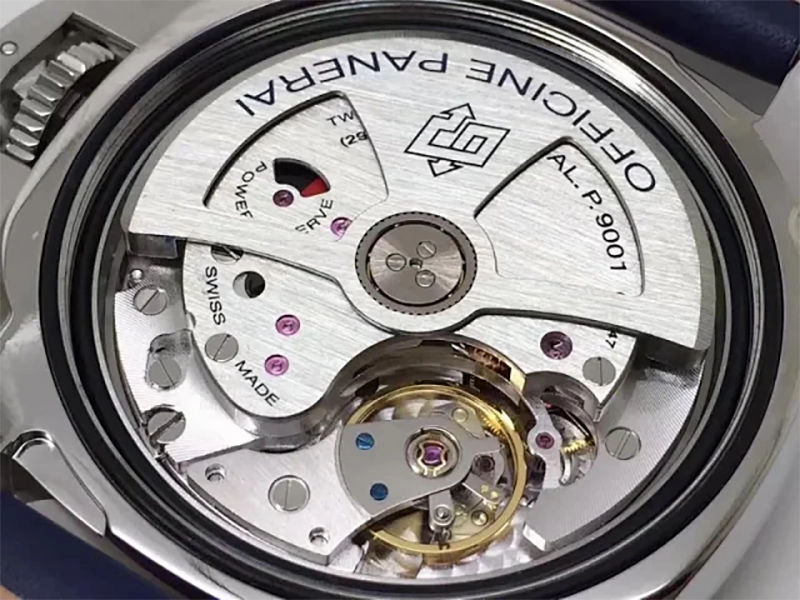 Реплика часов Panerai Luminor GMT PAM688