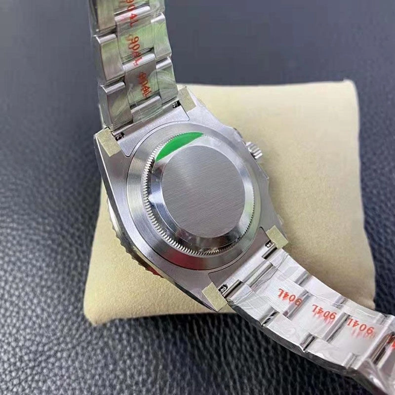 Реплика часов Rolex Submariner 116610LV V3 от ZZF